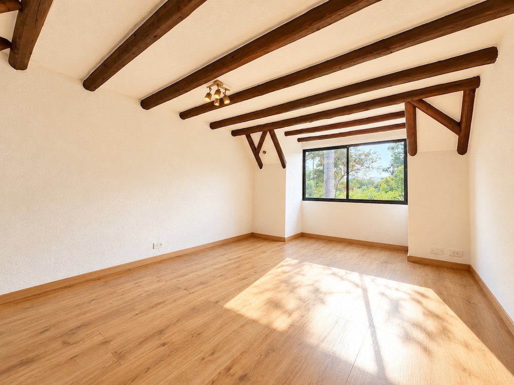 16Sunlit Rustic Timber Room