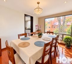 6Warm Contemporary Dining Room