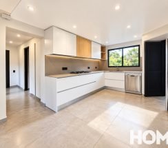 8Modern Kitchen with Warm Wood Accents