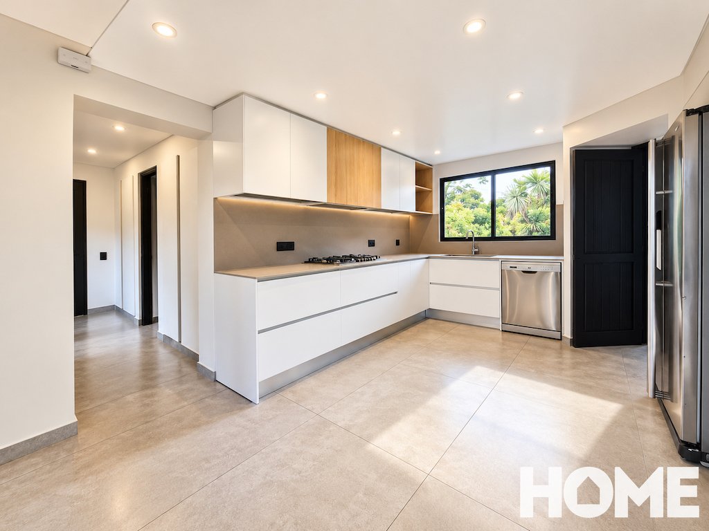 8Modern Kitchen with Warm Wood Accents