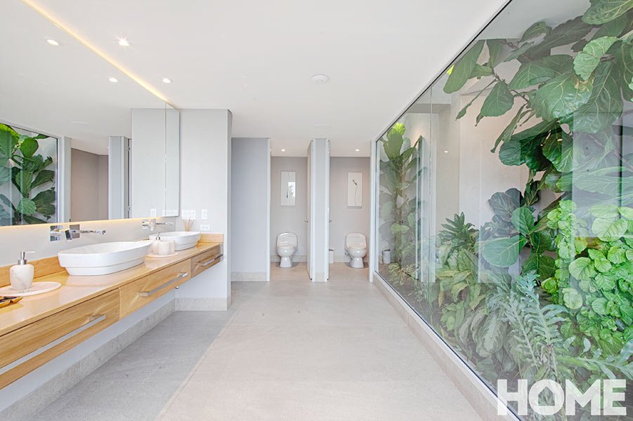 AO13
