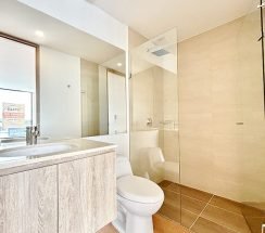 LA_011